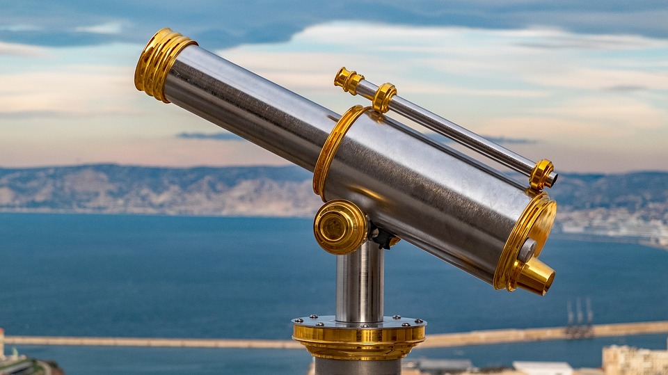 Bon à savoir avant d’utiliser un télescope ou une lunette astronomique